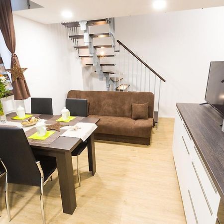 Sweet Getaway Apartment - Central & Parking リュブリャナ エクステリア 写真