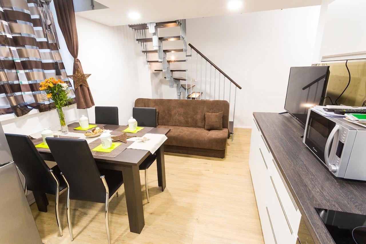 Sweet Getaway Apartment - Central & Parking リュブリャナ エクステリア 写真